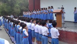 उत्तराखंड : शिक्षकों ने प्रार्थना में शामिल नहीं किया था राष्ट्रगान, पूरे स्कूल स्टाफ का वेतन रोका