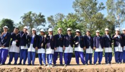 देहरादून : प्लास्टिक के खिलाफ 50 किमी लंबी मानव श्रृंखला, CM ने भी लिया हिस्सा, तस्वीरें देखिए