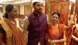 उत्तराखंड के रहनेवाले क्रिकेटर मनीष पांडे की शादी में पिछौड़े की रही धूम, दुल्हन ने भी फेरे के वक्त डाला