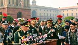 देखिए देश के पहले सीडीएस बिपिन रावत की ड्रेस, सबसे बड़े जनरल की ड्रेस से जुड़ी हर जानकारी Uniform of Chief of Defence Staff