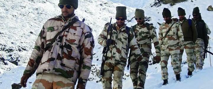 Uttarakhand चीन सीमा पर हाई अलर्ट, सेना और आईटीबीपी के साथ तीन जिलों का खुफिया तंत्र भी सतर्क Uttarakhand चीन सीमा पर हाई अलर्ट, सेना और आईटीबीपी के साथ तीन जिलों का खुफिया तंत्र भी सतर्क