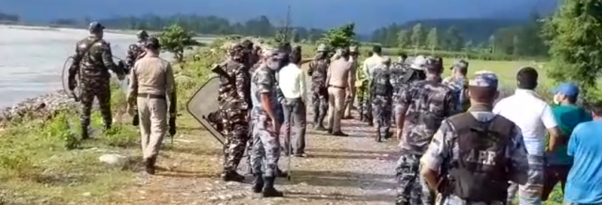 Uttarakhand नेपाल ने कब्जाई सीमा पर जमीन, दोनों देशों के अधिकारियों की बातचीत में भी नहीं सुलझा मुद्दा Uttarakhand नेपाल ने कब्जाई सीमा पर जमीन, दोनों देशों के अधिकारियों की बातचीत में भी नहीं सुलझा मुद्दा
