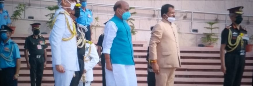 कारगिल विजय दिवस : देश याद कर रहा है बहादुर वीरों को, पाकिस्तान को मिला था मुंहतोड़ जवाब कारगिल विजय दिवस : देश याद कर रहा है बहादुर वीरों को, पाकिस्तान को मिला था मुंहतोड़ जवाब