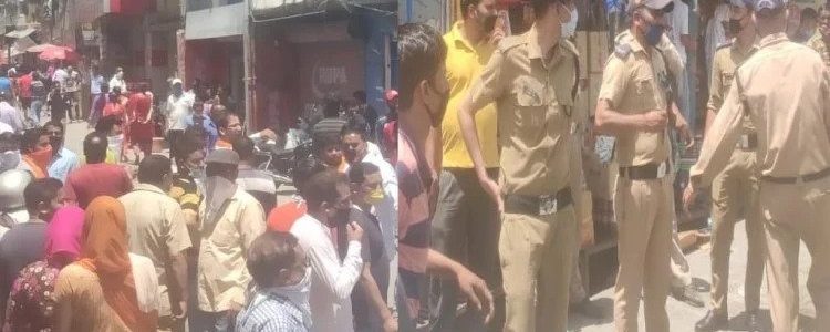 Uttarakhand जोशीमठ बाजार में तनाव के बाद पुलिस तैनात, बच्ची से छेड़छाड़ के मामले के बाद हंगामा और तोड़फोड़ Uttarakhand जोशीमठ बाजार में तनाव के बाद पुलिस तैनात, बच्ची से छेड़छाड़ के मामले के बाद हंगामा और तोड़फोड़
