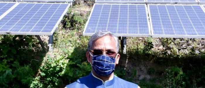 उत्तरकाशी में मुख्यमंत्री ने सोलर ऊर्जा प्लांट का उद्घाटन किया, स्वरोजगार योजना के तहत लगा है प्लांट उत्तरकाशी में मुख्यमंत्री ने सोलर ऊर्जा प्लांट का उद्घाटन किया, स्वरोजगार योजना के तहत लगा है प्लांट