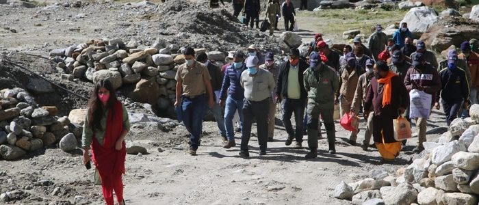 Uttarakhand केदारनाथ में उतरेगा चिनूक हेलीकॉप्टर, मुख्य सचिव ने चल रहे पुनर्निमाण कार्यों का लिया जायजा