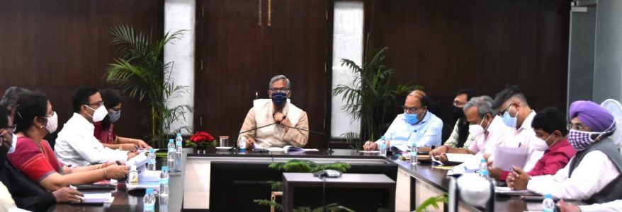 उत्तराखण्ड के उत्पादों के लिए अम्ब्रेला ब्रांड आएगा जल्द, ग्रोथ सेंटर समीक्षा के दौरान बोले मुख्यमंत्री