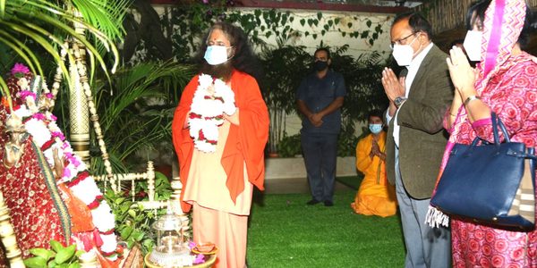 NSA अजीत डोभाल पहुंचे उत्तराखंड, गांव में कुलदेवी की पूजा में होंगे शामिल NSA अजीत डोभाल पहुंचे उत्तराखंड, गांव में कुलदेवी की पूजा में होंगे शामिल