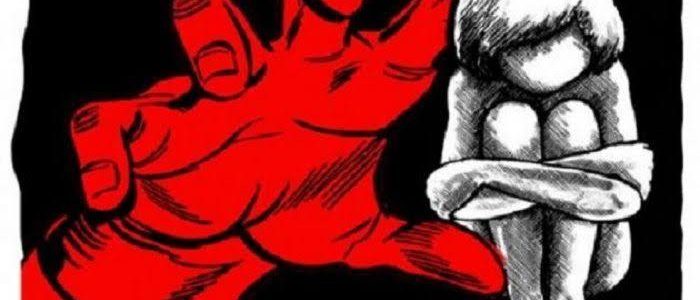Uttarakhand घर बुलाकर 7 साल की बच्ची से दुष्कर्म, 9वीं क्लास का छात्र है आरोपी Uttarakhand घर बुलाकर 7 साल की बच्ची से दुष्कर्म, 9वीं क्लास का छात्र है आरोपी