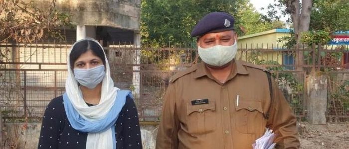 Uttarakhand अफसर पति ने चिल्ला के बात की, पत्नी ने गला दबाकर मार दिया Uttarakhand अफसर पति ने चिल्ला के बात की, पत्नी ने गला दबाकर मार दिया