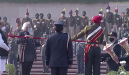 1971 भारत-पाक युद्ध के 50 साल, पीएम मोदी ने रौशन की स्वर्णिम विजय मशाल, तस्वीरें देखिए