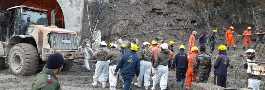 उत्तराखंड आपदा Latest News : राहत और बचाव कार्य जोरों पर, 202 लापता लोगों का विवरण जारी उत्तराखंड आपदा Latest News : राहत और बचाव कार्य जोरों पर, 202 लापता लोगों का विवरण जारी