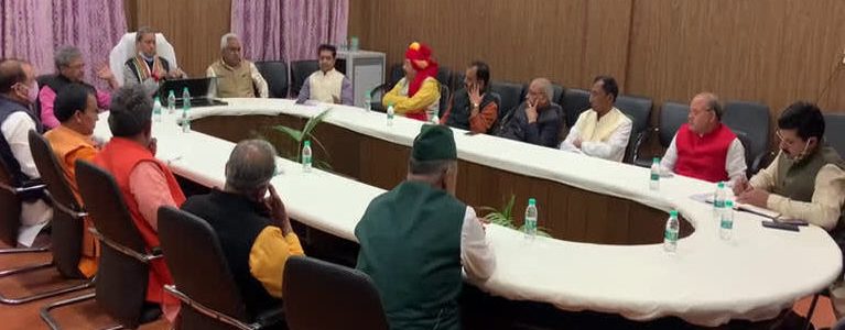 Uttarakhand देहरादून में नाइट कर्फ्यू, हरिद्वार, नैनीताल, दून और हल्द्वानी में स्कूल बंद, राज्य कैबिनेट का फैसला Uttarakhand देहरादून में नाइट कर्फ्यू, हरिद्वार, नैनीताल, दून और हल्द्वानी में स्कूल बंद, राज्य कैबिनेट का फैसला