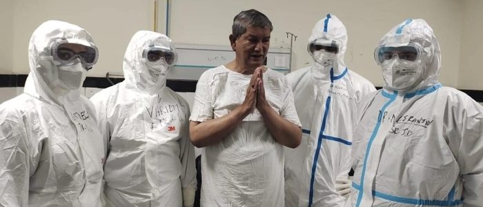 कोरोना से स्वस्थ होकर एम्स दिल्ली से हरीश रावत डिस्चार्ज, कहा “धन्यवाद जिंदगी” कोरोना से स्वस्थ होकर एम्स दिल्ली से हरीश रावत डिस्चार्ज, कहा “धन्यवाद जिंदगी”