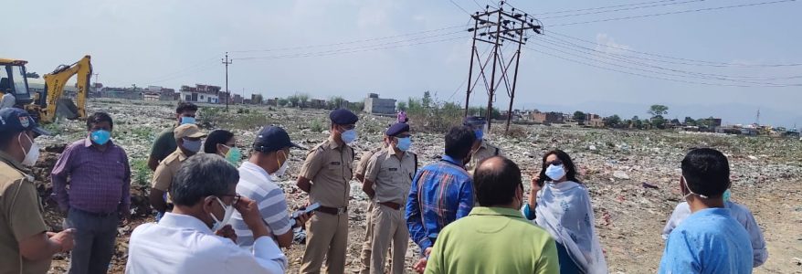 Uttarakhand यहां ऑक्सीजन प्लांट के लिए मात्र 7 दिन में 5 किमी भूमिगत बिजली लाइन बिछा दी, सीएम ने ऊर्जा विभाग की सराहना की Uttarakhand यहां ऑक्सीजन प्लांट के लिए मात्र 7 दिन में 5 किमी भूमिगत बिजली लाइन बिछा दी, सीएम ने ऊर्जा विभाग की सराहना की