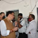 Uttarakhand मुख्यमंत्री पुष्कर सिंह धामी ने देहरादून नगर निगम में छापा मारा, मचा हड़कंप