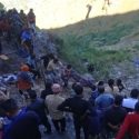 Uttarakhand देहरादून में बड़ा हादसा, 13 की मौत, कुछ घायल, खाई में गिरा यात्री वाहन