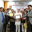 मुख्यमंत्री ने 9 नगर निकायों को प्रदान किये अटल निर्मल पुरस्कार, देहरादून नगर निगम, नगर पालिका मुनिकीरेती एवं नन्दप्रयाग नगर पंचायत को मिला प्रथम पुरस्कार