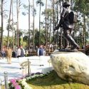 देहरादून पहुंचे रक्षा मंत्री राजनाथ सिंह ने किया शौर्य स्थल का उद्घाटन, शहीदों के परिजनों से भी की मुलाकात