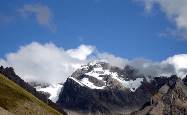 उत्तराखंड की प्रसिद्ध आदि कैलाश-ओम पर्वत यात्रा शुरू, अब तक 500 लोग पंजीकरण करवा चुके हैं