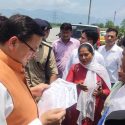 मुख्यमंत्री धामी ने राज्य के बाढ़ग्रस्त इलाकों का दौरा किया, प्रभावितों से मुलाकात की