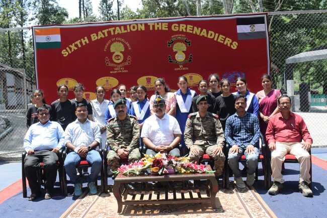 6 ग्रेनेडियर्स के आर्मी प्रांगण रुद्रप्रयाग में कारगिल विजय शौर्य दिवस धूमधाम से मनाया गया, वीर शहीदों को दी गई सलामी