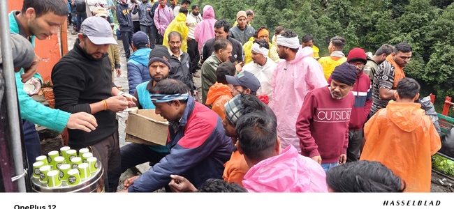 केदारनाथ यात्रा मार्ग में रेस्क्यू युद्धस्तर पर जारी, अब तक 9 हजार यात्री सुरक्षित निकाले, मौसम के कारण आ रही है दिक्कत केदारनाथ यात्रा मार्ग में रेस्क्यू युद्धस्तर पर जारी, अब तक 9 हजार यात्री सुरक्षित निकाले, मौसम के कारण आ रही है दिक्कत