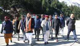प्रधानमंत्री के स्वागत के लिए हर्षिल-मुखवा क्षेत्र के साथ ही समूचा उत्तराखंड पूरी तरह से तैयार, मुख्यमंत्री ने तैयारियों का स्थलीय निरीक्षण किया