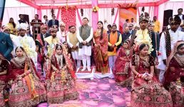 सीएम धामी ने सामूहिक विवाह कार्यक्रम में शामिल होकर नव दम्पत्तियों को आशीर्वाद दिया, कुल 50 जोड़ों का विवाह सम्पन्न हुआ