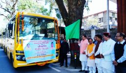 सीएम धामी ने उत्तरकाशी जनपद के कलस्टर विद्यालयों में परिवहन सुविधा के लिए 15 बसों का फ्लैग ऑफ किया, जानिए किस ब्लॉक को मिलेंगी कितनी बस