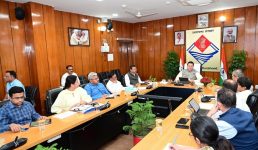30 सालों की  आवश्यकताओं को ध्यान में रखते हुए जलापूर्ति की कार्य योजना बनाई जाए- मुख्यमंत्री धामी