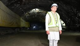 मुख्यमंत्री की मौजूदगी में सिलक्यारा टनल हुई ब्रेकथ्रू, लगभग 1384 करोड़ लागत की इस परियोजना से गंगोत्री और यमुनोत्री धाम के बीच की दूरी 25 किमी होगी कम