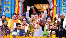 मंत्र उच्चारण के बीच विधि-विधान से खुले ग्यारहवें ज्योर्तिलिंग श्री केदारनाथ धाम के कपाट, मुख्यमंत्री धामी भी बने कपाट खुलने के साक्षी, सबसे पहली पूजा प्रधानमंत्री के नाम हुई सम्पन्न
