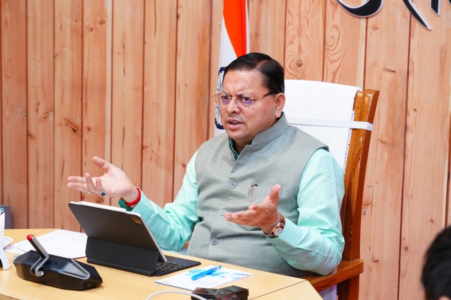 Uttarakhand सुरक्षा मानकों से खिलवाड़ बर्दाश्त नही, सीएम धामी ने हैली सर्विस ऑपरेटर्स को कड़े शब्दों में स्पष्ट किया