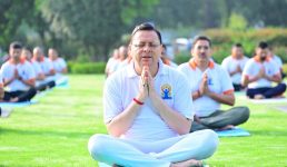 मुख्यमंत्री आवास परिसर में किया गया योगाभ्यास, सीएम धामी ने प्रदेशवासियों से योग को नियमित दिनचर्या का हिस्सा बनाने का आह्वान किया