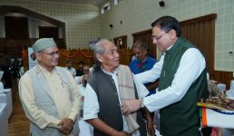 सीएम धामी ने आपातकाल के लोकतंत्र सेनानियों के मुद्दों के तत्परता से निस्तारण के लिए शासन स्तर पर नोडल अधिकारी नामित करने के निर्देश दिए, मानसून सत्र में लोकतंत्र सेनानियों के कल्याण व हित में अधिनियम लाया जाएगा