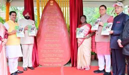 राष्ट्रपति द्रौपदी मुर्मु ने देहरादून में राष्ट्रपति तपोवन और राष्ट्रपति निकेतन के उद्घाटन समारोह में भाग लिया, राष्ट्रीय दृष्टि दिव्यांगजन सशक्तिकरण संस्थान का भी दौरा किया