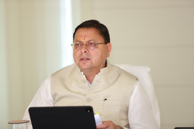 Uttarakhand मुख्यमंत्री ने दिए शिक्षा में गुणात्मक सुधार के निर्देश, बालिका शिक्षा और स्मार्ट स्कूलों पर विशेष ध्यान देने को कहा