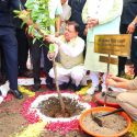 हरेला पर्व पर राज्यव्यापी पौधारोपण कार्यक्रम में मुख्यमंत्री ने रोपा रुद्राक्ष का पौधा, हरेला का त्योहार मनाओ, धरती मां का ऋण चुकाओ थीम पर किया गया पौधारोपण