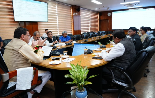 युवाओं को कौशल विकास और रोजगार से जोड़ने के लिए विभागीय सचिव समन्वय के साथ करें कार्य, सचिवालय में कौशल विकास और श्रम विभाग की बैठक के दौरान मुख्यमंत्री ने अधिकारियों को दिए निर्देश