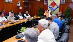 रिस्पना और बिंदाल नदी पर चार लेन एलिवेटेड रोड निर्माण परियोजना की सभी प्रक्रियाओं में तेजी लाने के निर्देश, सीएम ने की लोक निर्माण विभाग की गेम चेंजर योजनाओं की समीक्षा