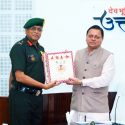 सीएम धामी से मध्य कमान के जनरल ऑफिसर कमांडिंग-इन-चीफ लेफ्टिनेंट जनरल अनिंद्य सेनगुप्ता ने भेंट की, राज्य के सीमावर्ती क्षेत्रों में सैन्य एवं नागरिक प्रशासन के बीच बेहतर समन्वय स्थापित करने को लेकर विचार-विमर्श हुआ