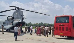 उत्तरकाशी आपदा राहत कार्य: हर्षिल व गंगोत्री क्षेत्र से यात्रियों का सफल रेस्क्यू ऑपरेशन