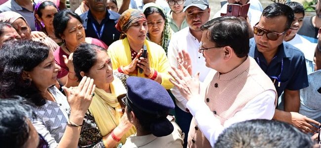 थराली में आपदा प्रभावित क्षेत्रों का मुख्यमंत्री ने किया स्थलीय निरीक्षण, कुलसारी राहत शिविरों में प्रभावितों का जाना हाल, हर संभव मदद का दिया भरोसा थराली में आपदा प्रभावित क्षेत्रों का मुख्यमंत्री ने किया स्थलीय निरीक्षण, कुलसारी राहत शिविरों में प्रभावितों का जाना हाल, हर संभव मदद का दिया भरोसा