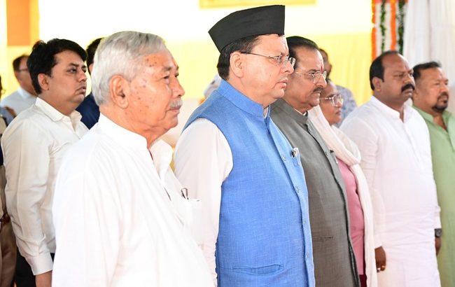 सीएम धामी ने खटीमा गोलीकांड के शहीदों को दी श्रद्धांजलि, कहा इस घटना ने लोगों को उत्तराखंड के अधिकारों की लड़ाई को आगे बढ़ाने के लिए प्रेरित किया