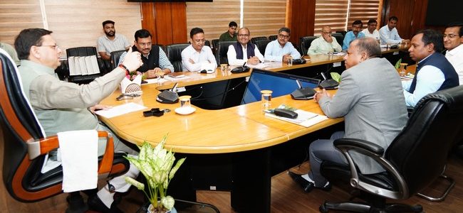 Uttarakhand आपदा में नुकसान का जायजा लेने आई भारत सरकार की अन्तर-मंत्रालयी टीम ने मुख्यमंत्री से भेंट की, प्रभावित क्षेत्रों में संचालित राहत कार्यों को सराहनीय बताया