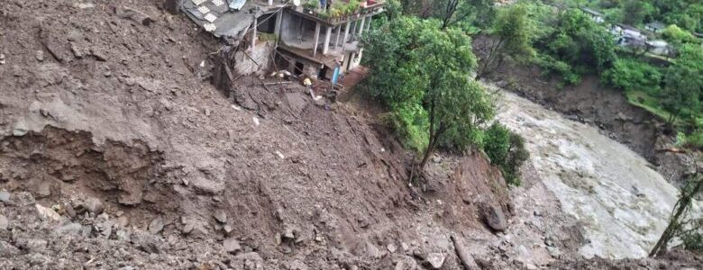 बारिश के कारण चमोली में एक दर्जन से ज्यादा लोग लापता, राहत और बचाव कार्य युद्धस्तर पर जारी