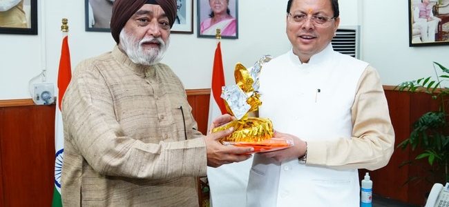 मुख्यमंत्री से हेमकुंट साहिब मैनेजमेंट ट्रस्ट के अध्यक्ष ने की भेंट, यात्रा व्यवस्थाओं में सहयोग के लिये मुख्यमंत्री का जताया आभार मुख्यमंत्री से हेमकुंट साहिब मैनेजमेंट ट्रस्ट के अध्यक्ष ने की भेंट, यात्रा व्यवस्थाओं में सहयोग के लिये मुख्यमंत्री का जताया आभार