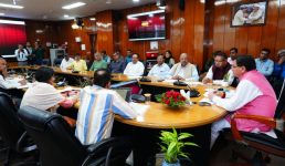 मुख्यमंत्री ने किया ‘बिल लाओ, ईनाम पाओ’ मेगा लकी ड्रॉ के साथ राज्य स्थापना रजत जयंती समारोह का शानदार शुभारंभ, नैनीताल की सोनिया और टिहरी के जसपाल रावत ने जीती इलेक्ट्रिक कार