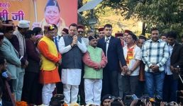 मुख्यमंत्री पुष्कर सिंह धामी लाखामंडल पहुंचे, शिव मंदिर में की  पूजा-अर्चना, जनसभा को किया संबोधित